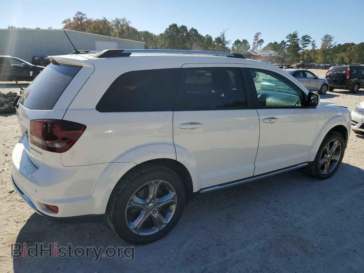 2017 DODGE JOURNEY - VIN: 3C4PDCGB4HT579858 - Фото 3
