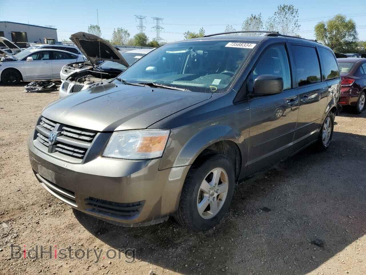 Photo 2D4RN3D1XAR331952 - DODGE CARAVAN 2010