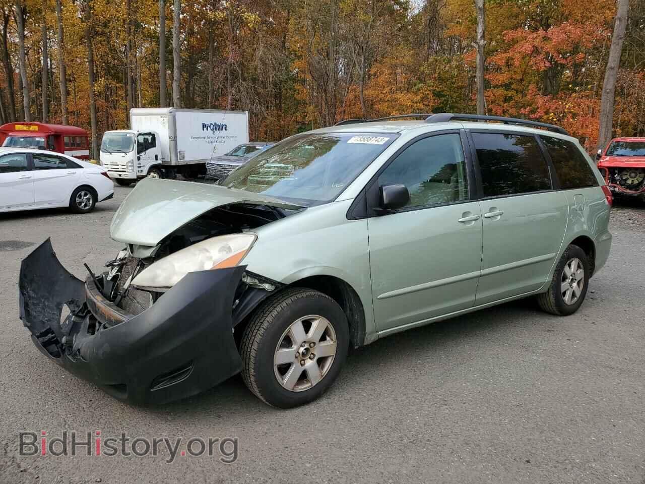 Photo 5TDZK23C18S140697 - TOYOTA All Models 2008