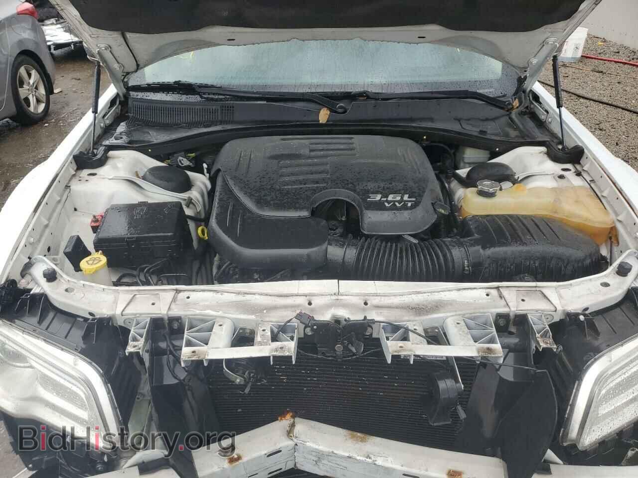 2011 CHRYSLER 300 - VIN: 2C3CA5CG6BH592572 - Фото 11