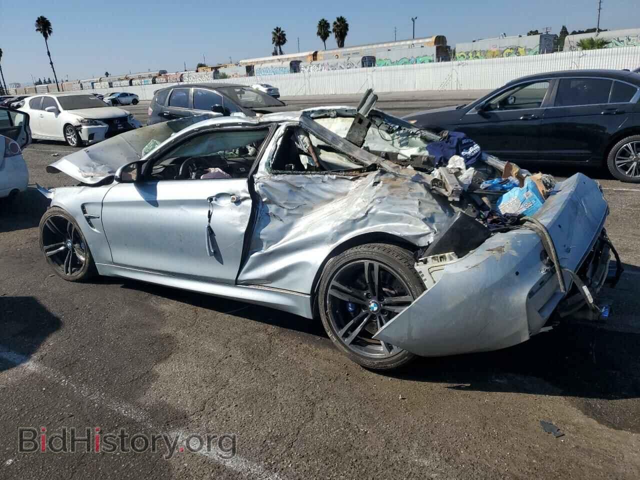 2015 BMW M4 - VIN: WBS3R9C59FK330644 - Фото 2