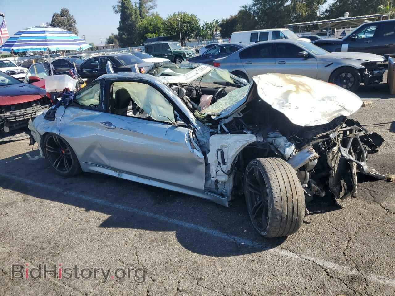 2015 BMW M4 - VIN: WBS3R9C59FK330644 - Фото 4