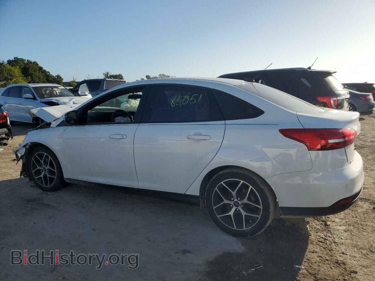 2018 FORD FOCUS - VIN: 1FADP3H29JL266188 - Фото 2