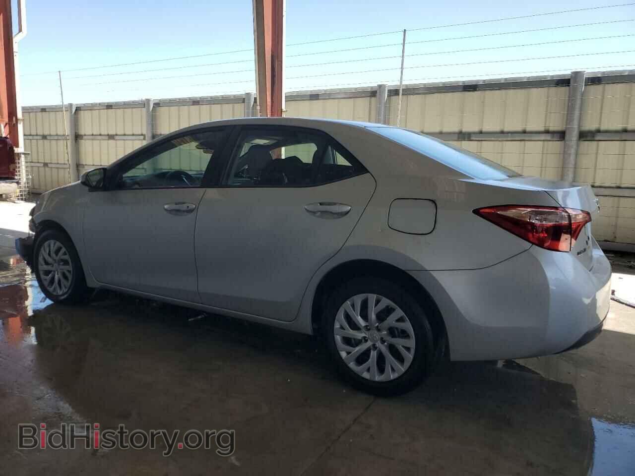 2017 TOYOTA COROLLA - VIN: 2T1BURHE2HC858864 - Фото 2