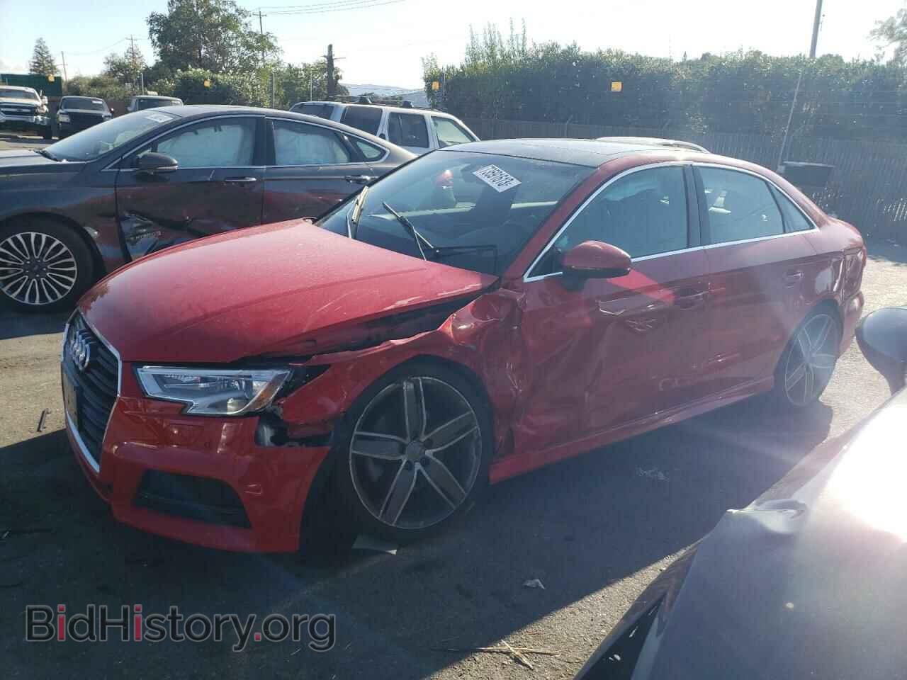 Фотография WAUJ8GFF2H1023042 - AUDI A3 2017