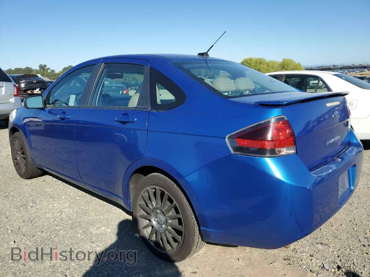 2011 FORD FOCUS - VIN: 1FAHP3GN0BW167756 - Фото 2
