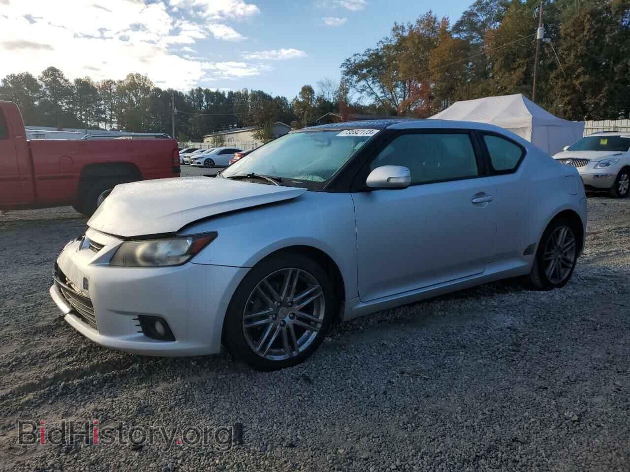 Photo JTKJF5C70B3015178 - TOYOTA SCION 2011