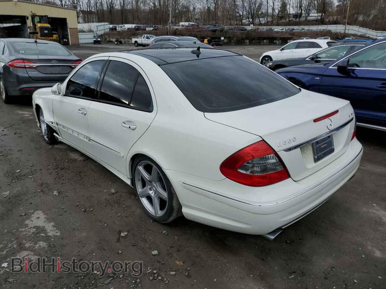 2008 MERCEDES-BENZ E-CLASS - VIN: WDBUF72X68B310204 - Фото 2