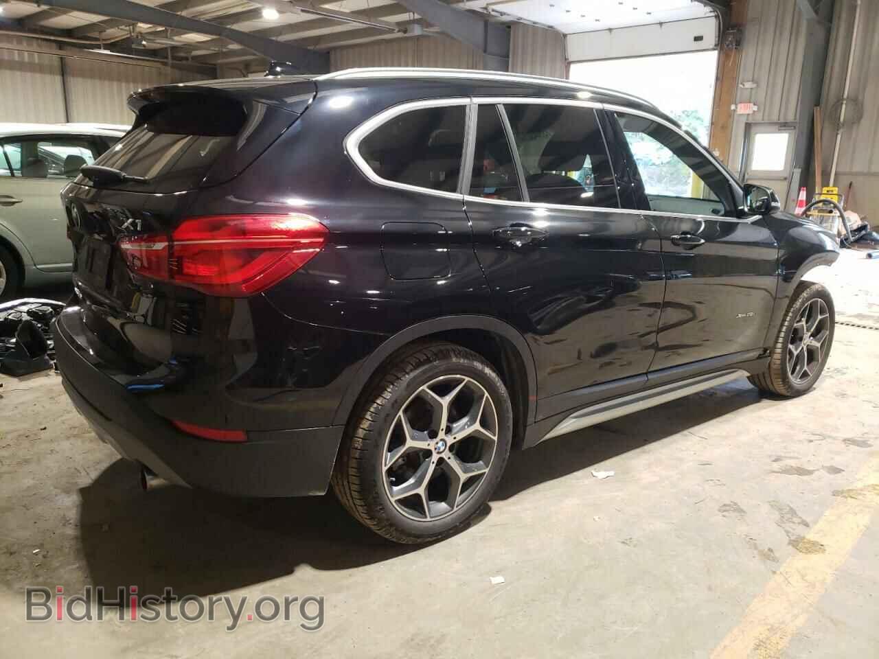 2017 BMW X1 - VIN: WBXHT3C32H5F84486 - Фото 3