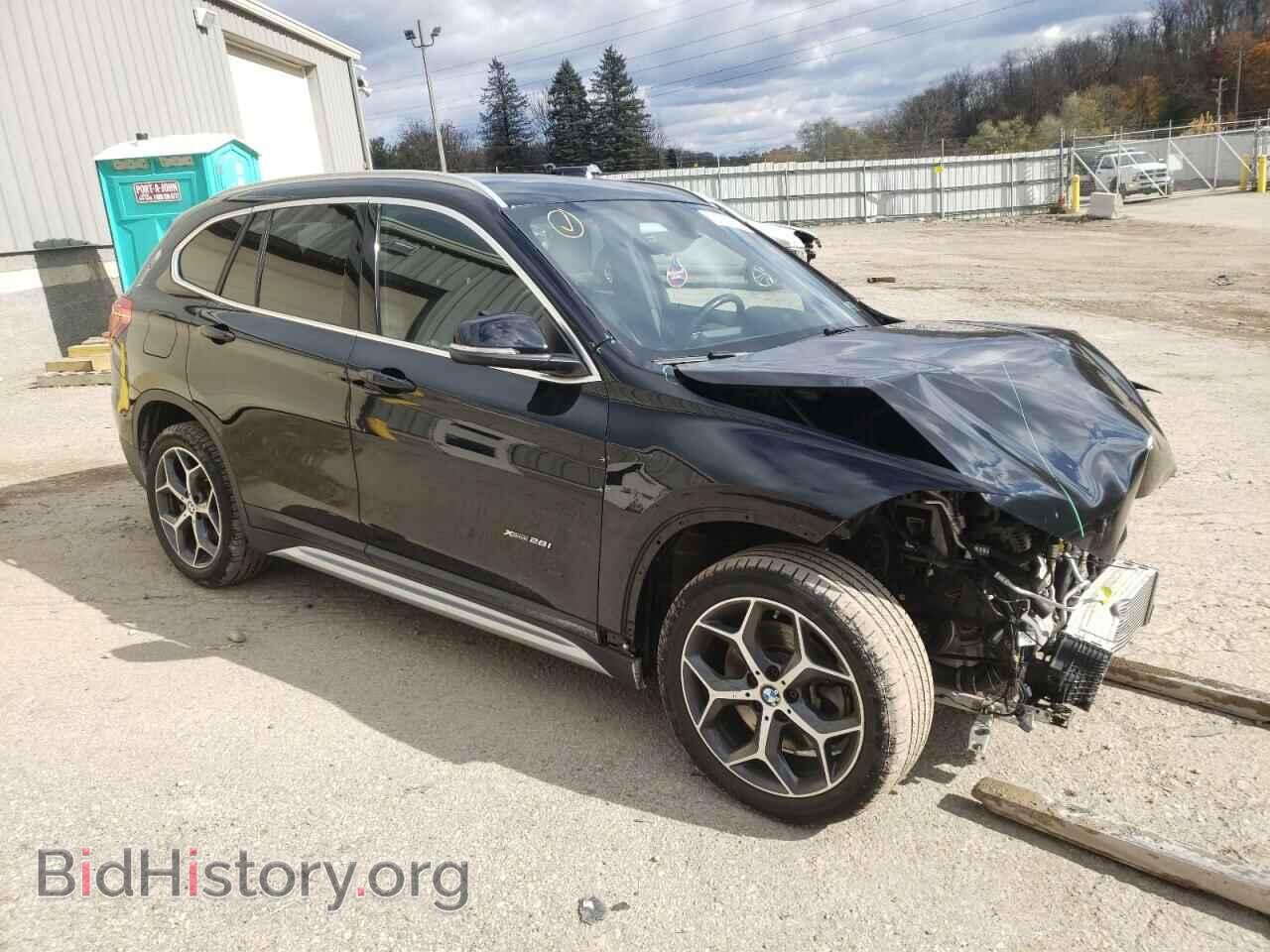 2017 BMW X1 - VIN: WBXHT3C32H5F84486 - Фото 4