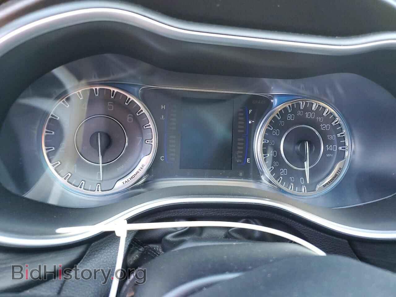 2016 CHRYSLER 200 - VIN: 1C3CCCAB0GN179938 - Фото 9