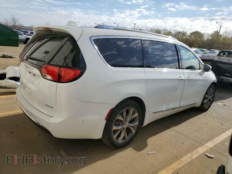 2020 Chrysler PACIFICA (VIN 2C4RC1GGXLR116873) — photo 3 of 12