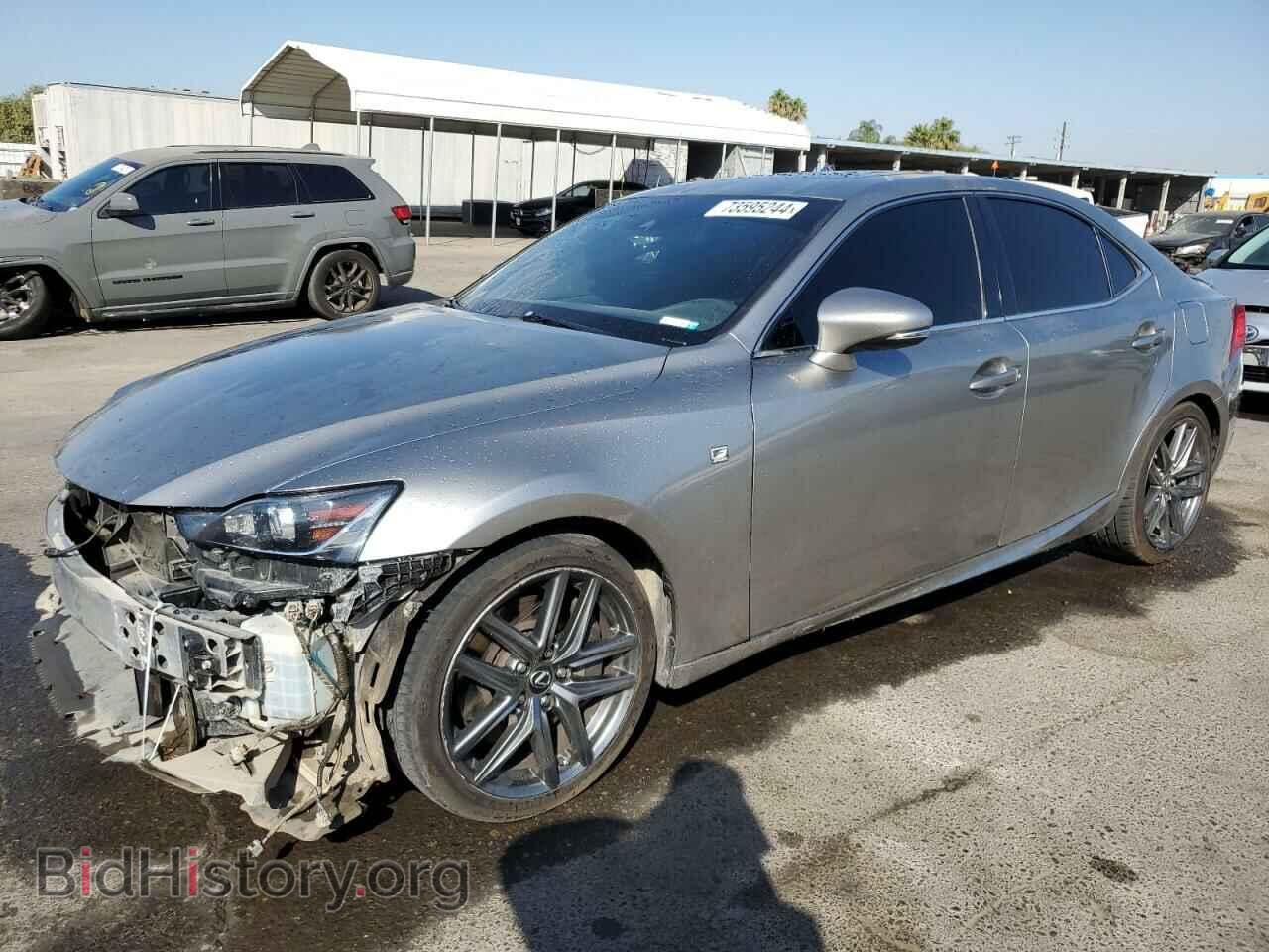 Photo JTHBA1D28H5050973 - LEXUS IS 2017