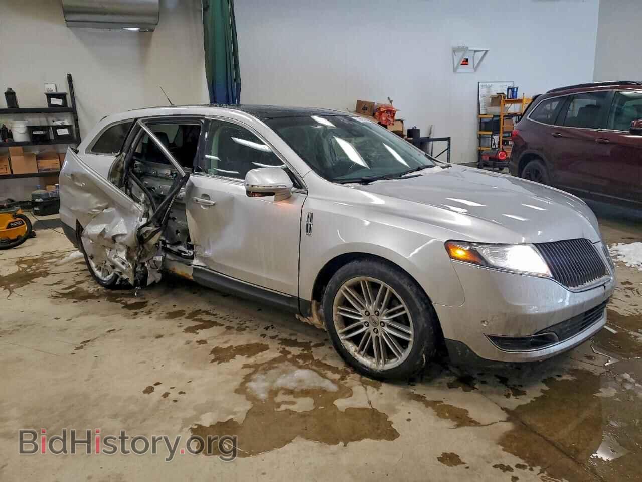 2013 LINCOLN MKT - VIN: 2LMHJ5AT1DBL57908 - Photo 4