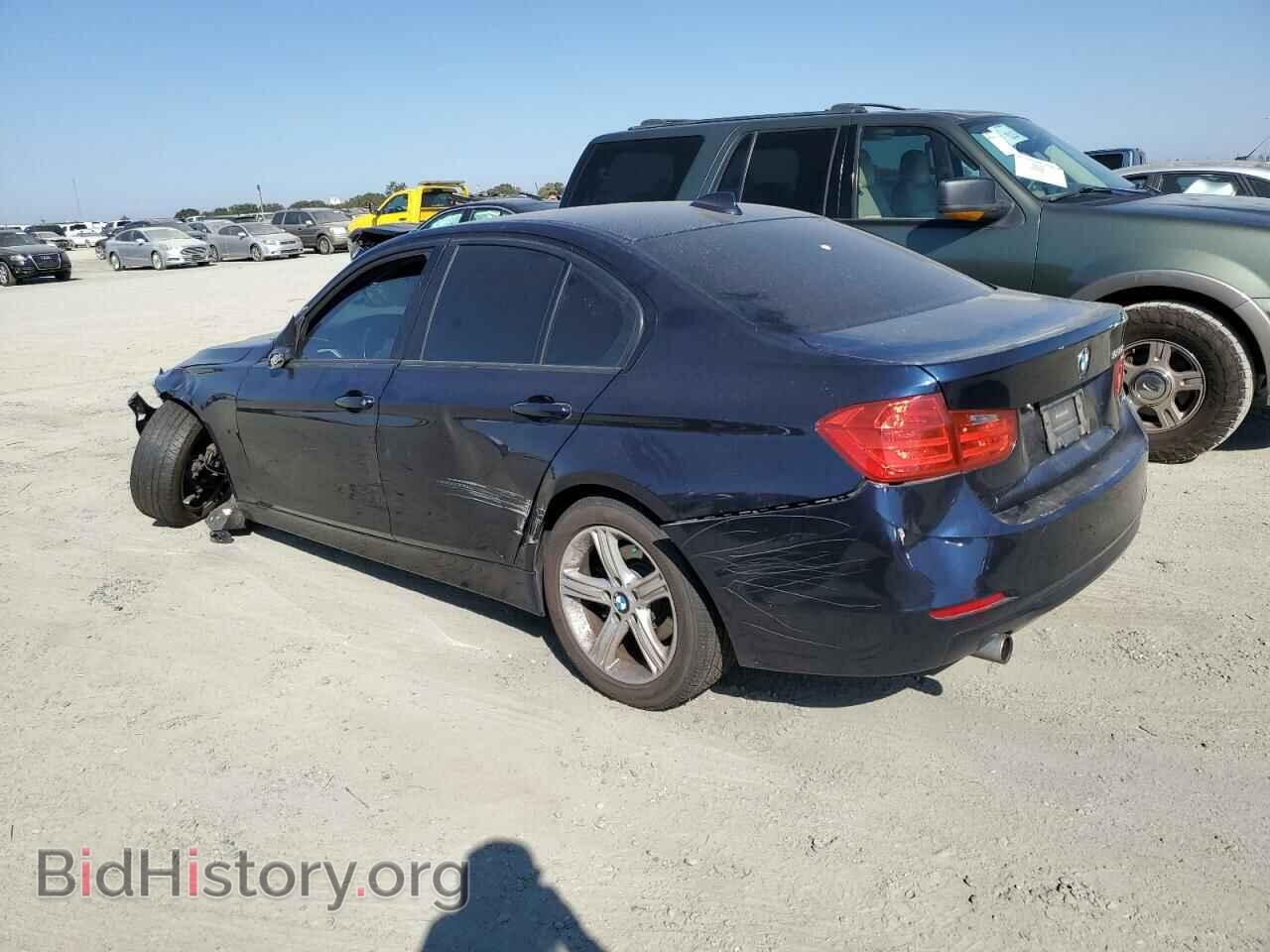 2015 BMW 3 SERIES - VIN: WBA3B1G57FNT04465 - Фото 2