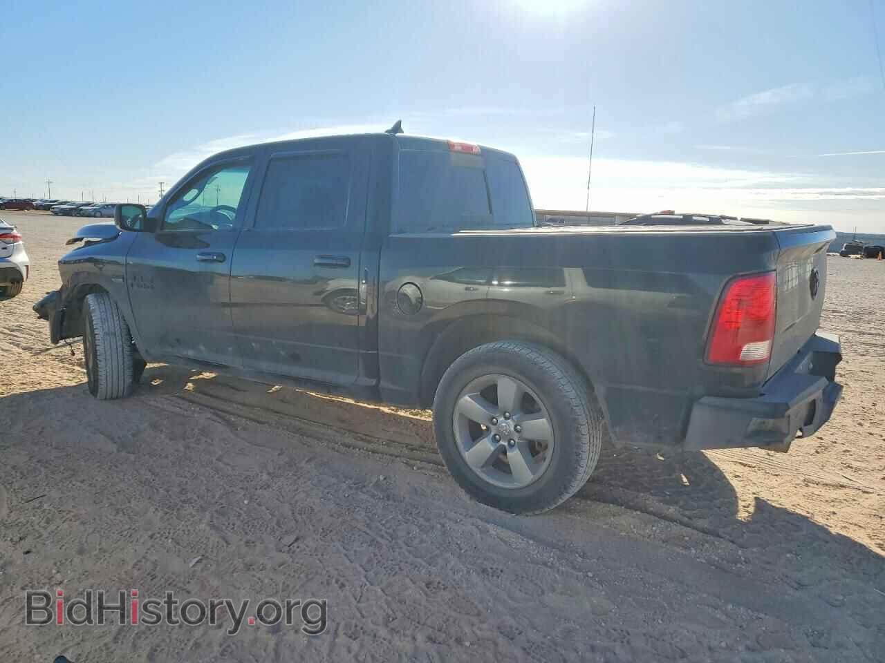 2018 RAM 1500 - VIN: 1C6RR6LT5JS132450 - Photo 2