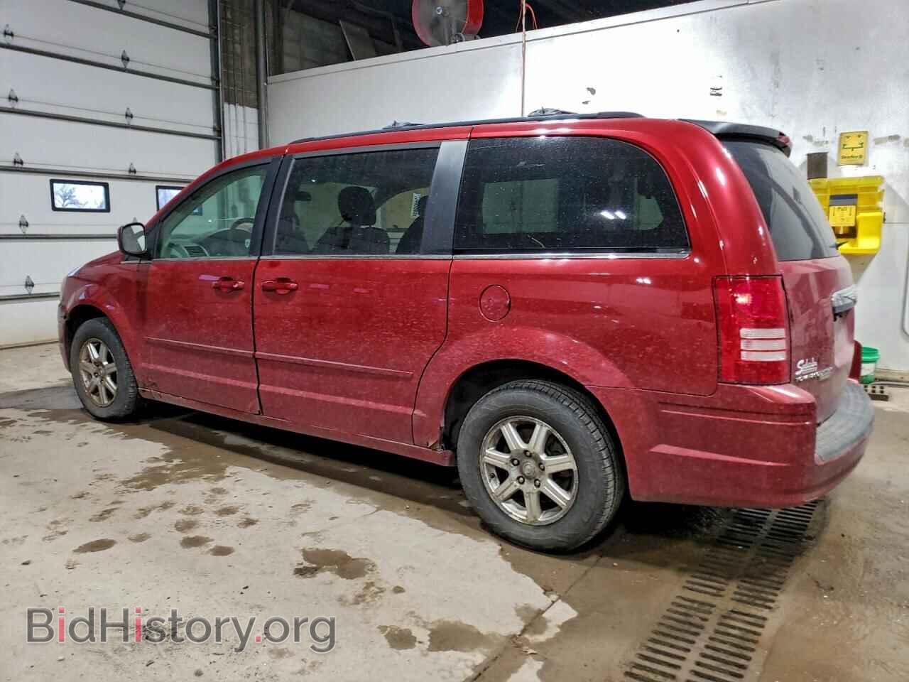 2008 CHRYSLER MINIVAN - VIN: 2A8HR54P58R687077 - Фото 2
