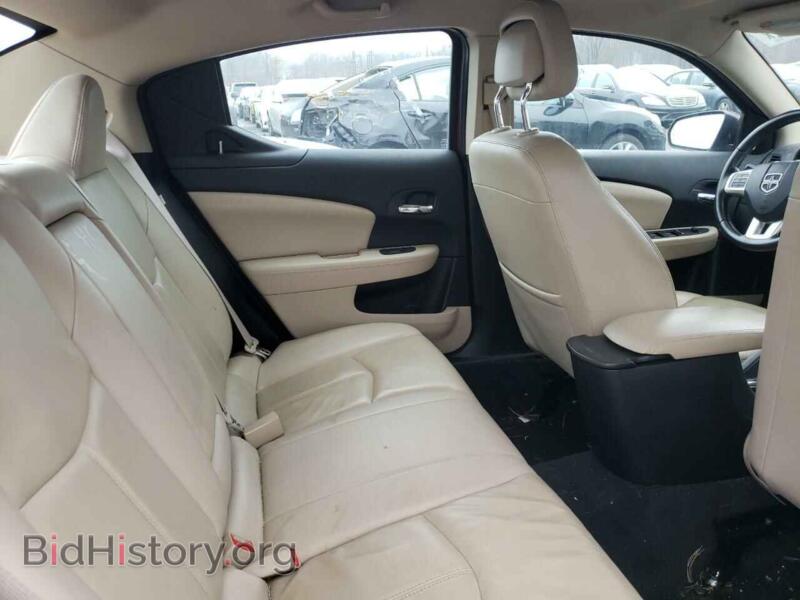 2011 Dodge AVENGER (VIN 1B3BD2FG1BN524164) — фото 10 из 12