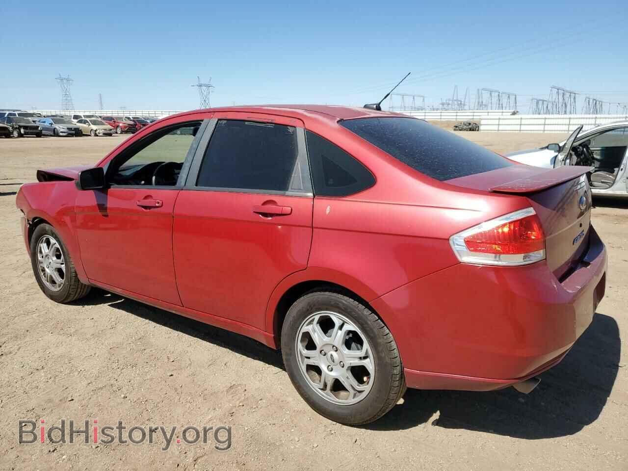 2009 FORD FOCUS - VIN: 1FAHP36N59W241975 - Фото 2
