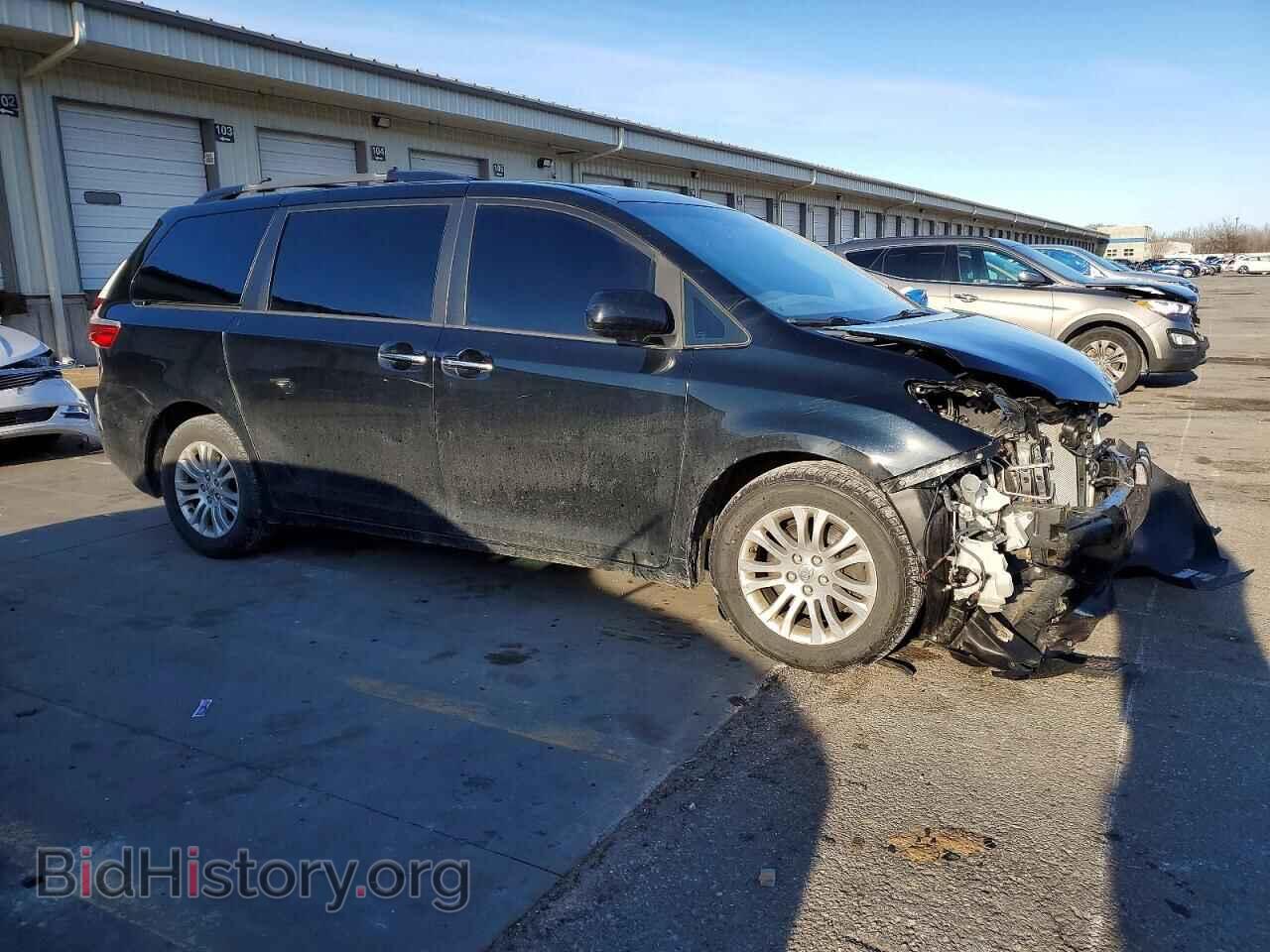 2015 TOYOTA All Models - VIN: 5TDYK3DC6FS649343 - Фото 4