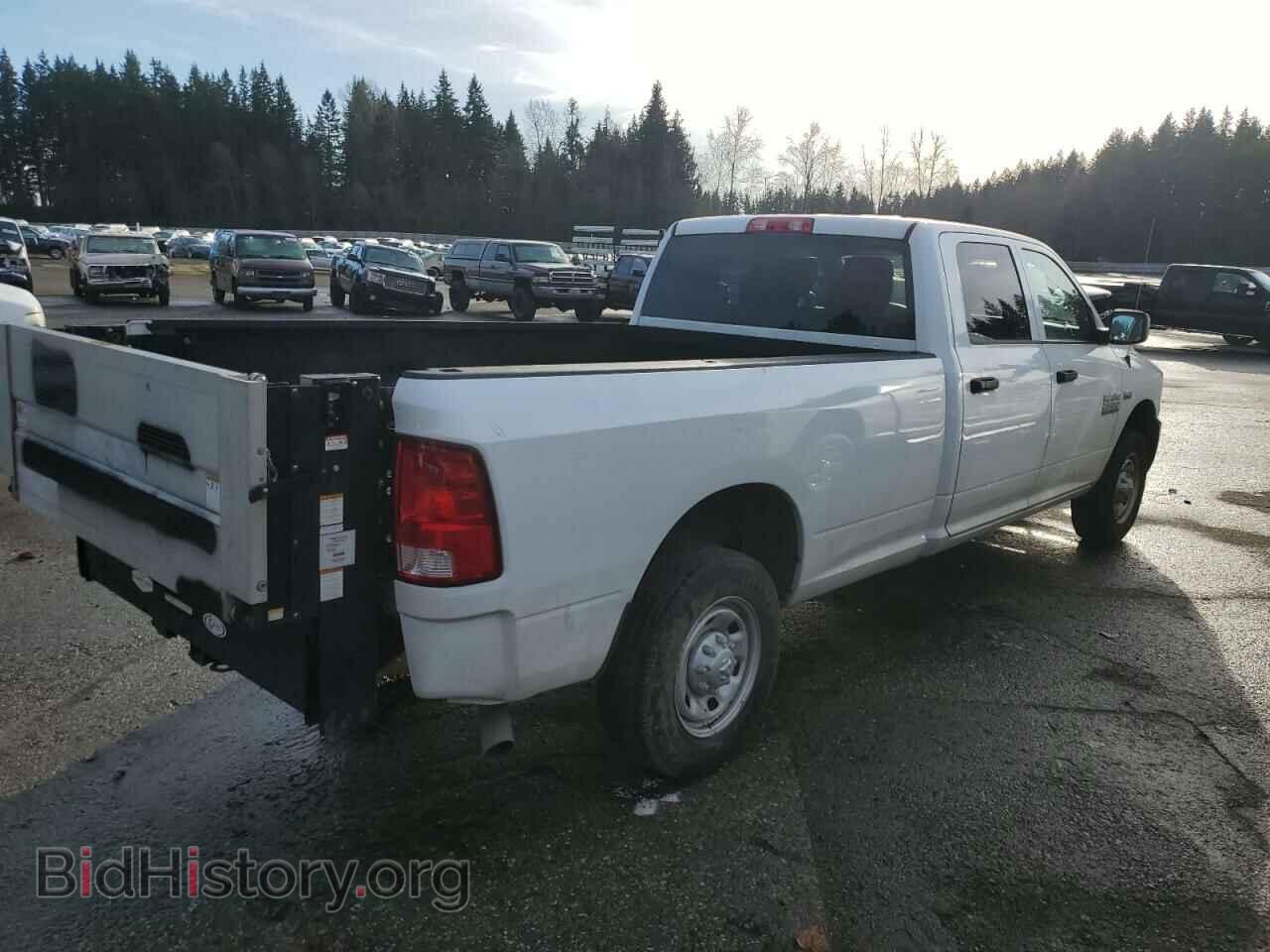 2017 RAM All Models - VIN: 3C6UR4HJXHG610062 - Photo 3