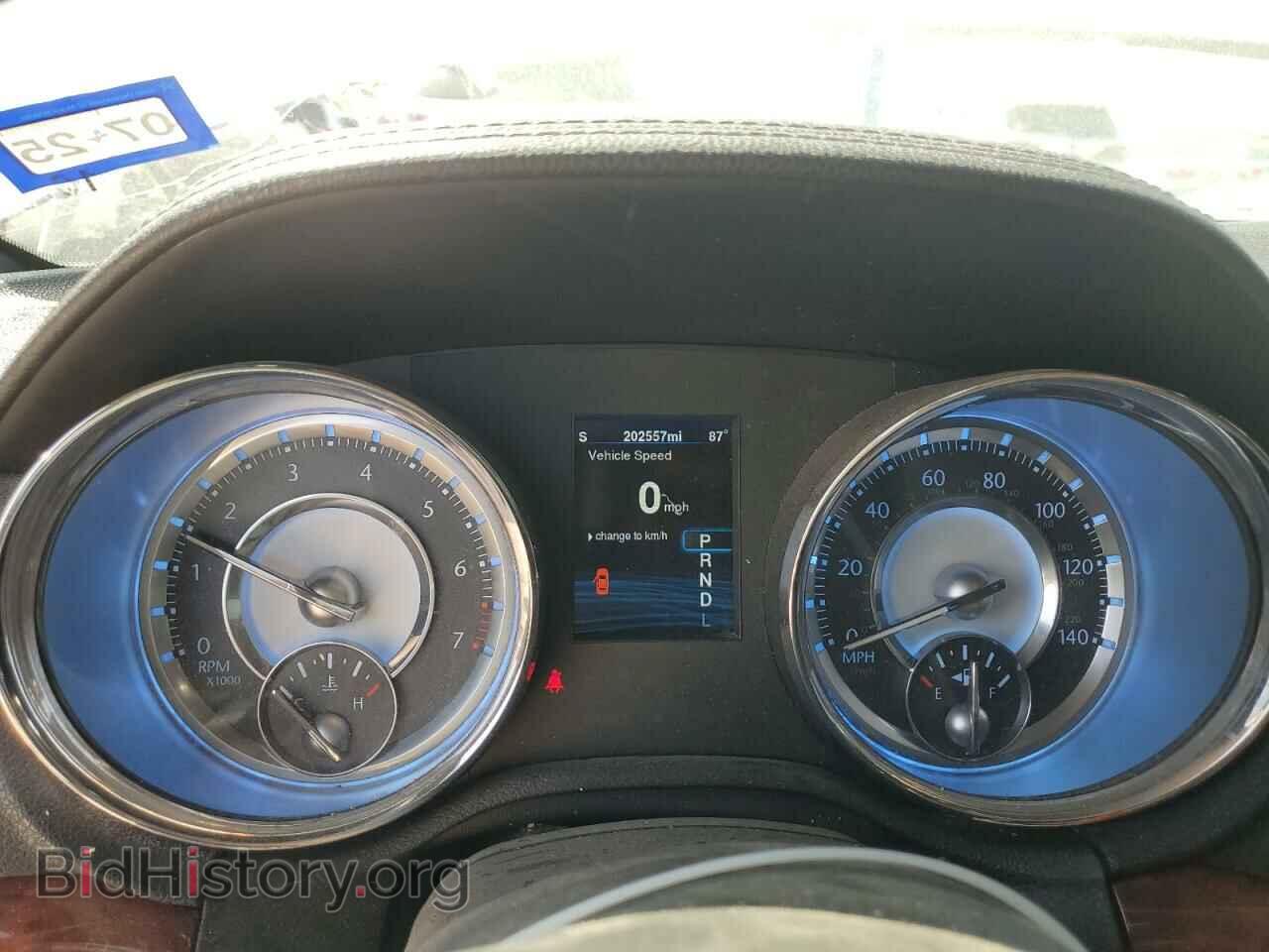 2013 CHRYSLER 300 - VIN: 2C3CCAAG3DH589346 - Фото 9