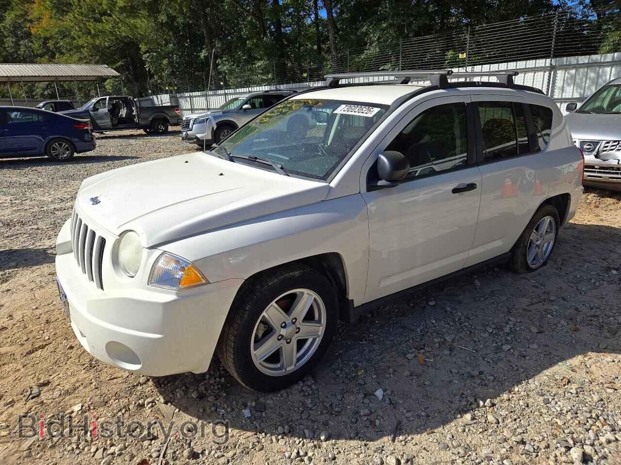 2007 Jeep COMPASS (VIN 1J8FF47W77D316646) — photo 1 of 12, Copart, damage: front end