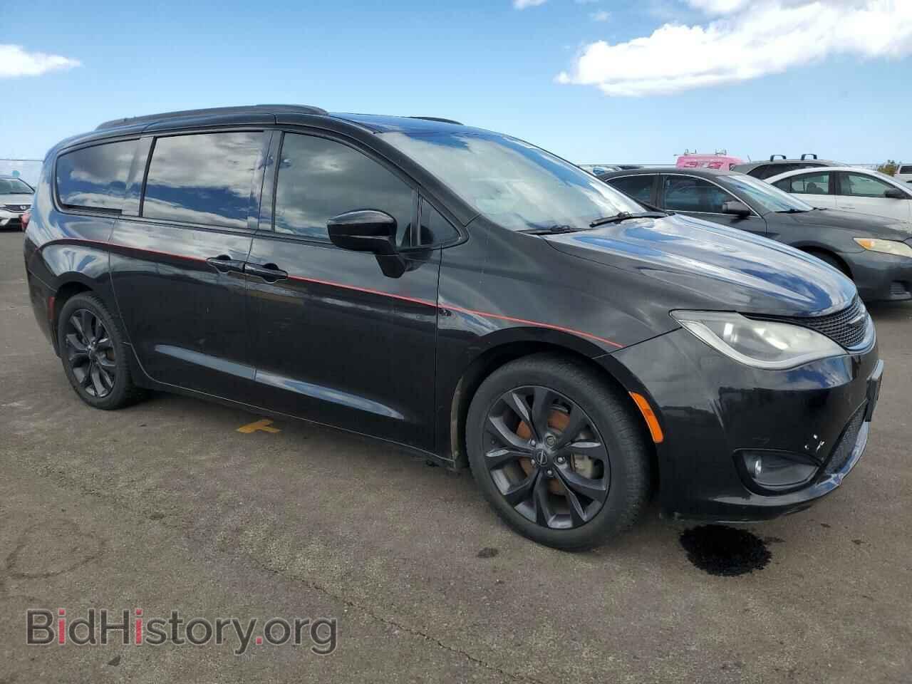 2019 CHRYSLER PACIFICA - VIN: 2C4RC1BGXKR567355 - Фото 4