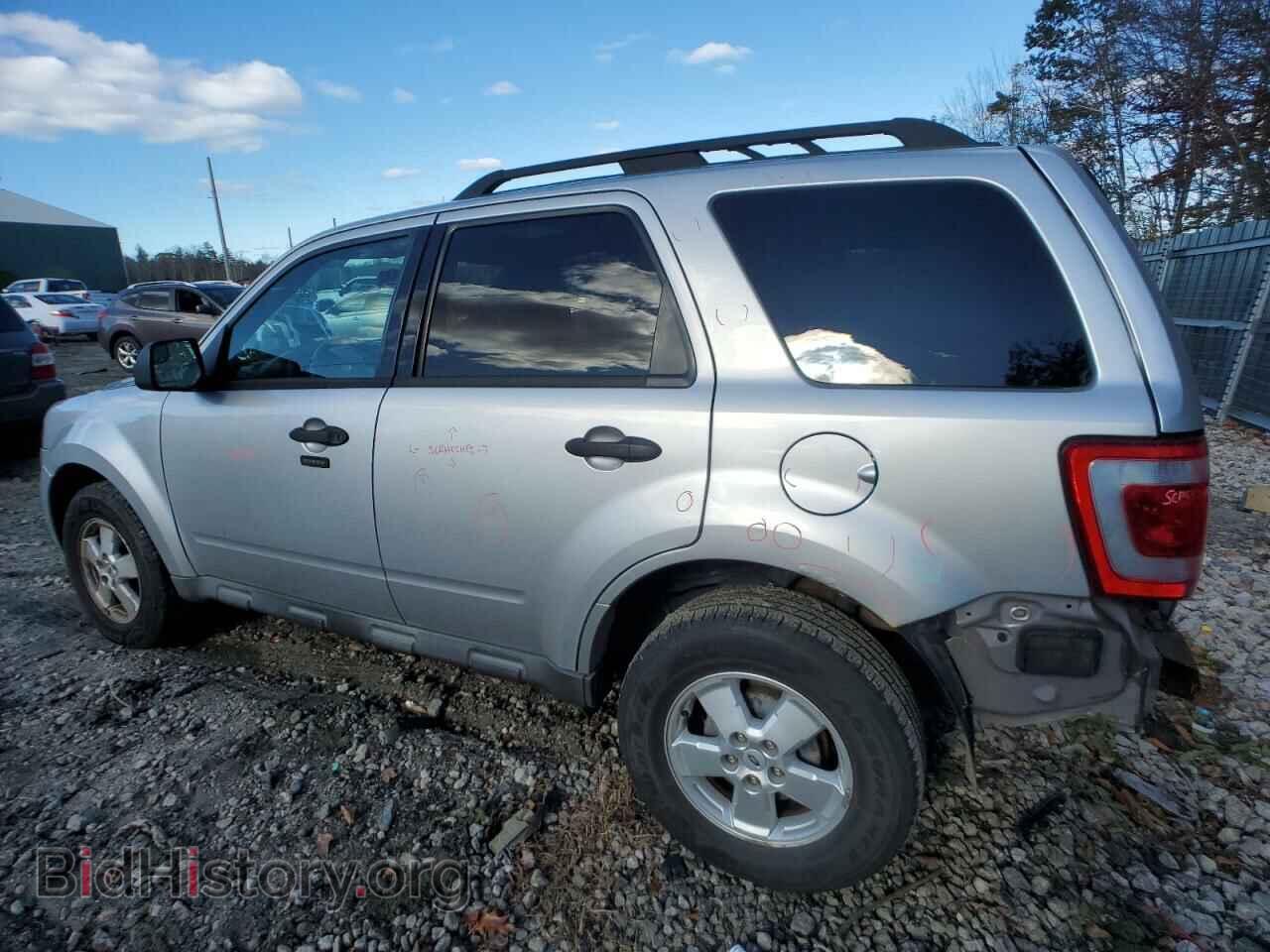 2010 FORD ESCAPE - VIN: 1FMCU9D70AKB21867 - Фото 2