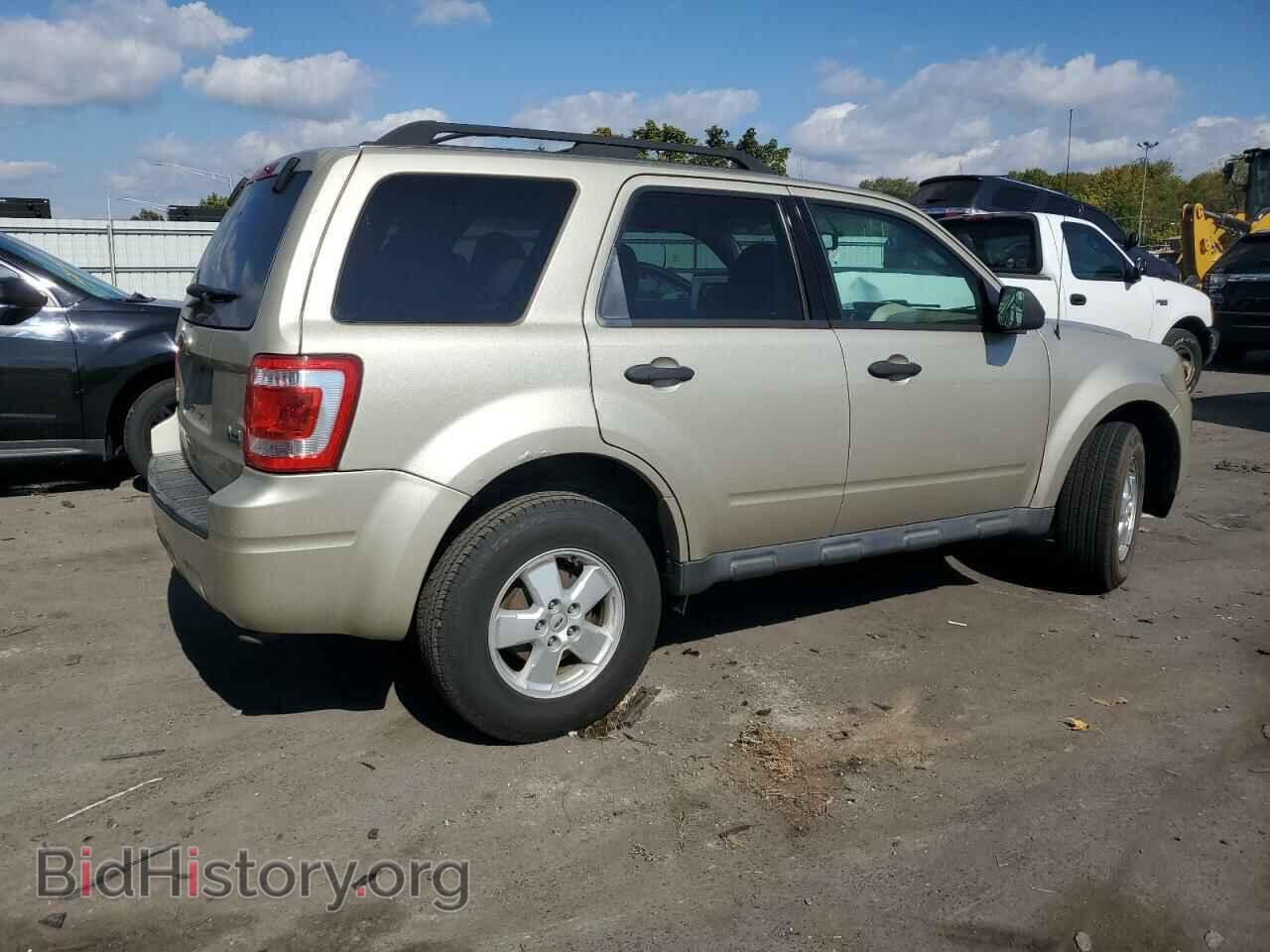 2012 FORD ESCAPE - VIN: 1FMCU9DG9CKB74943 - Фото 3
