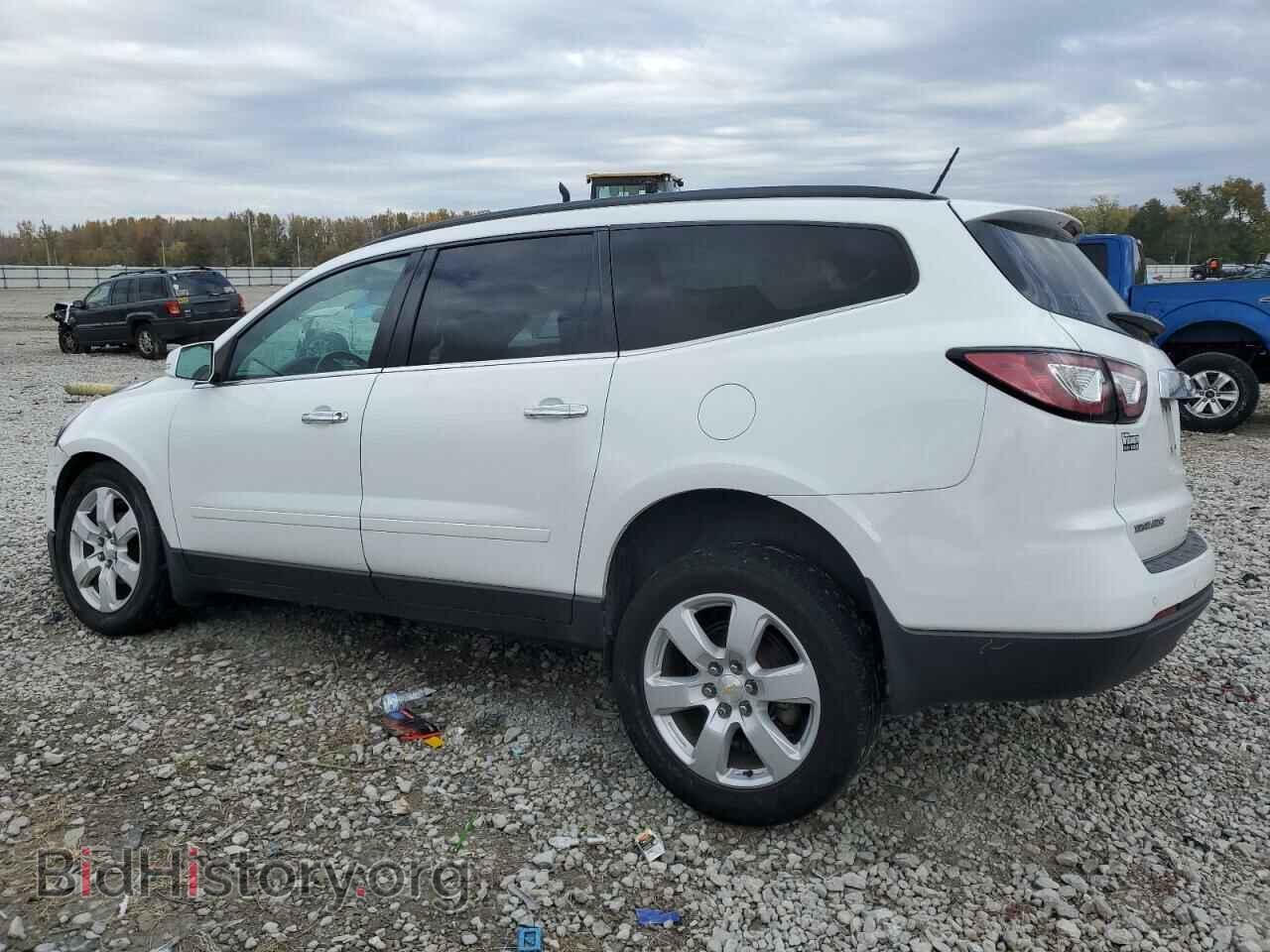 2017 CHEVROLET TRAVERSE - VIN: 1GNKRGKD2HJ343445 - Фото 2