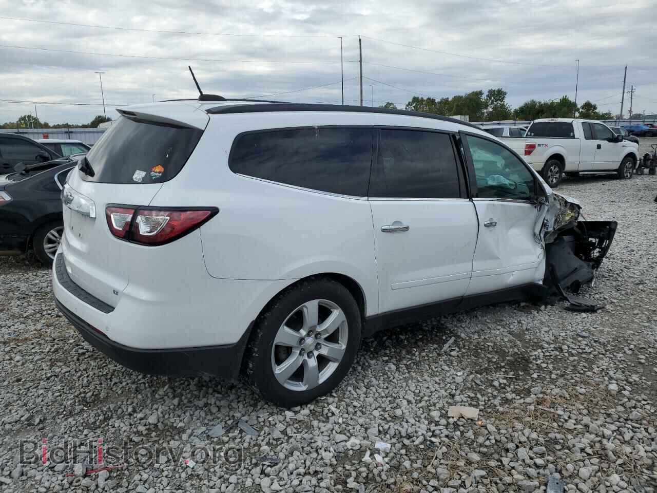 2017 CHEVROLET TRAVERSE - VIN: 1GNKRGKD2HJ343445 - Фото 3