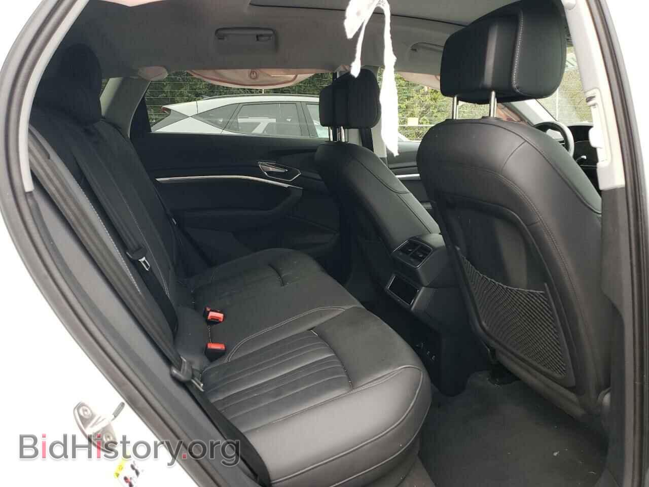2022 AUDI E-TRON - VIN: WA1AAAGE7NB007722 - Photo 11