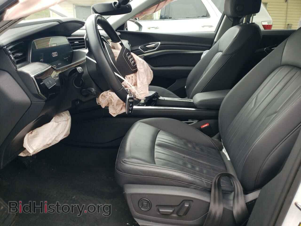 2022 AUDI E-TRON - VIN: WA1AAAGE7NB007722 - Photo 7