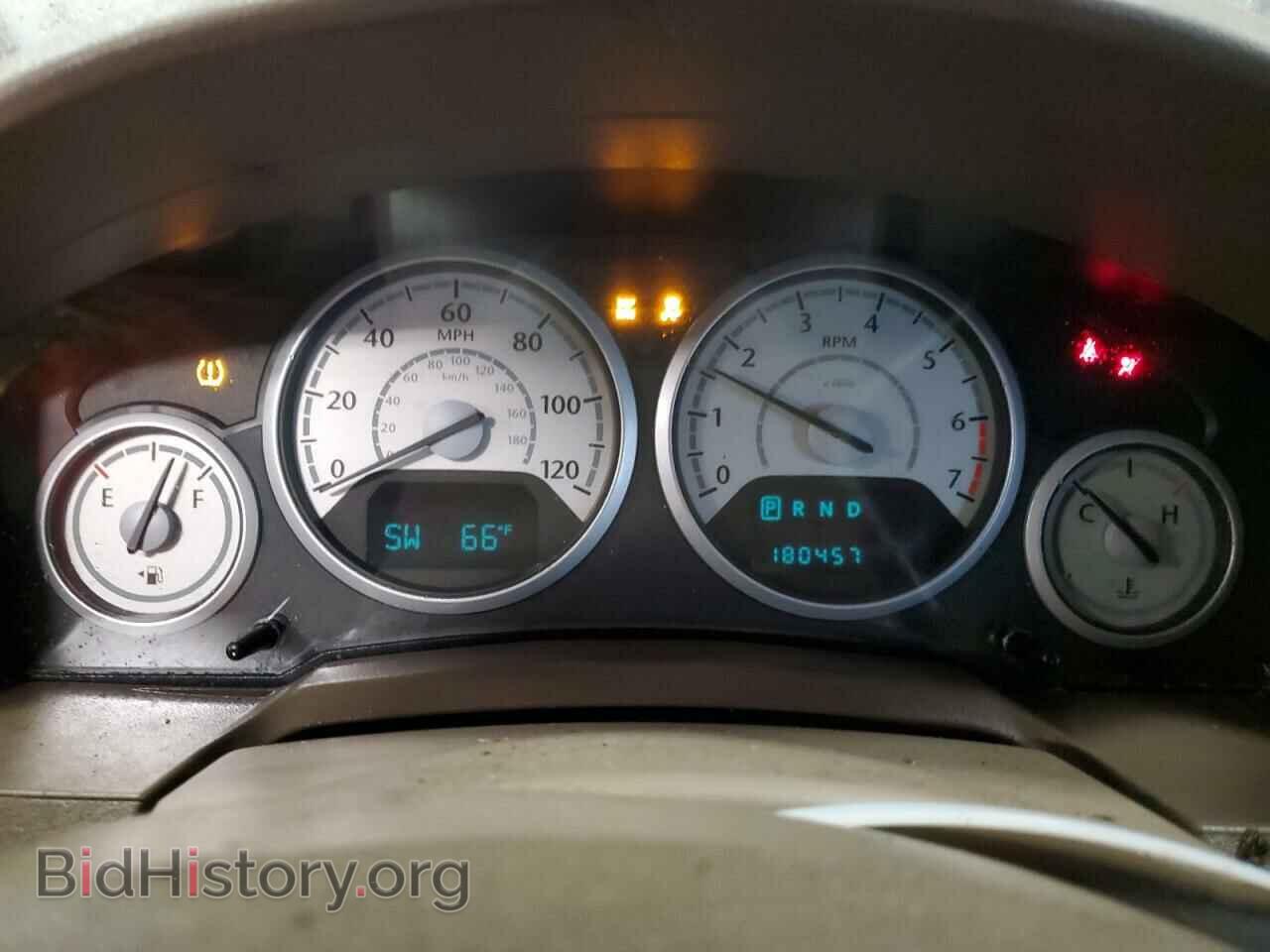 2008 CHRYSLER MINIVAN - VIN: 2A8HR54P98R731887 - Фото 9