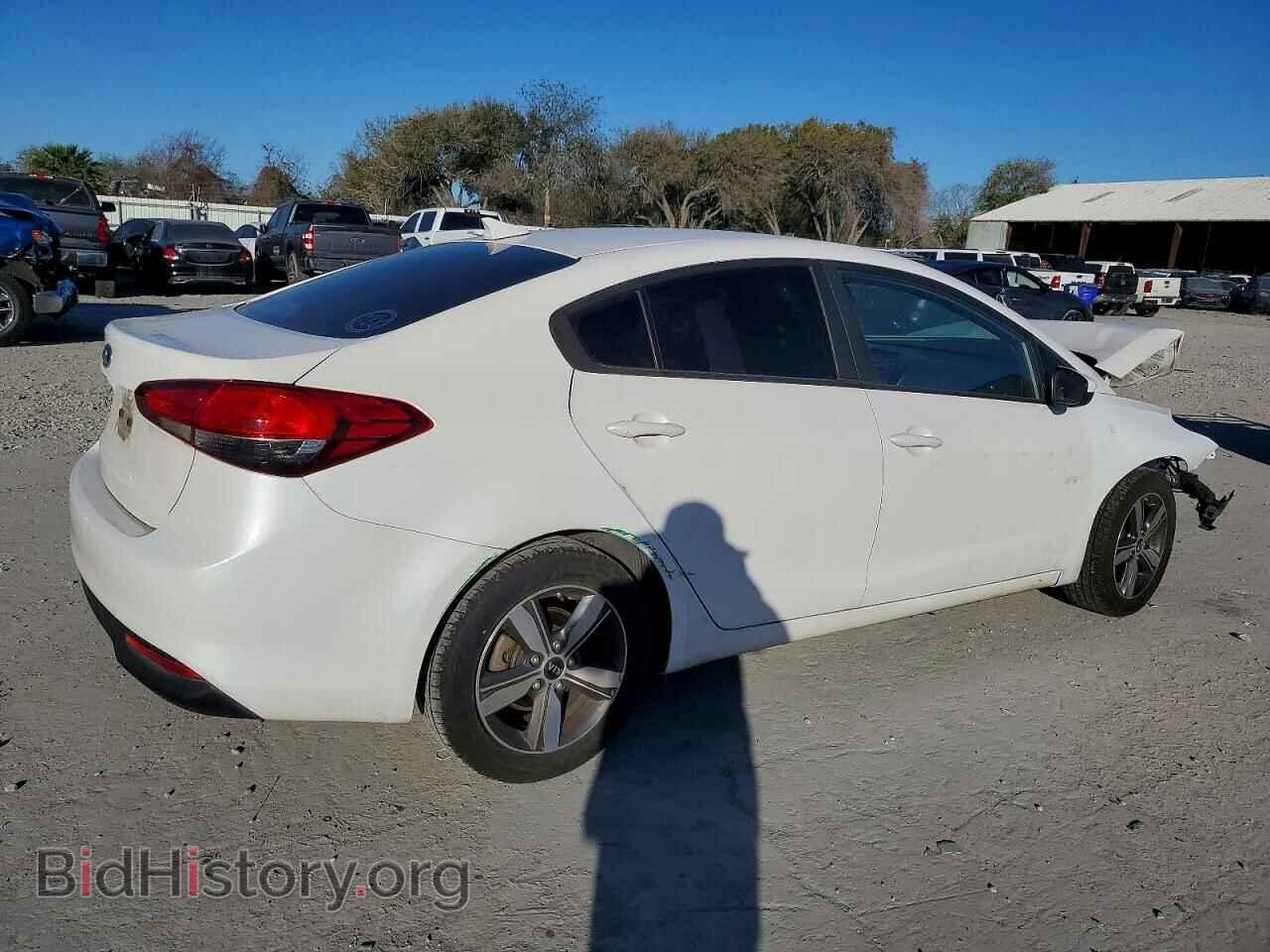 2018 KIA FORTE - VIN: 3KPFL4A70JE208019 - Фото 3