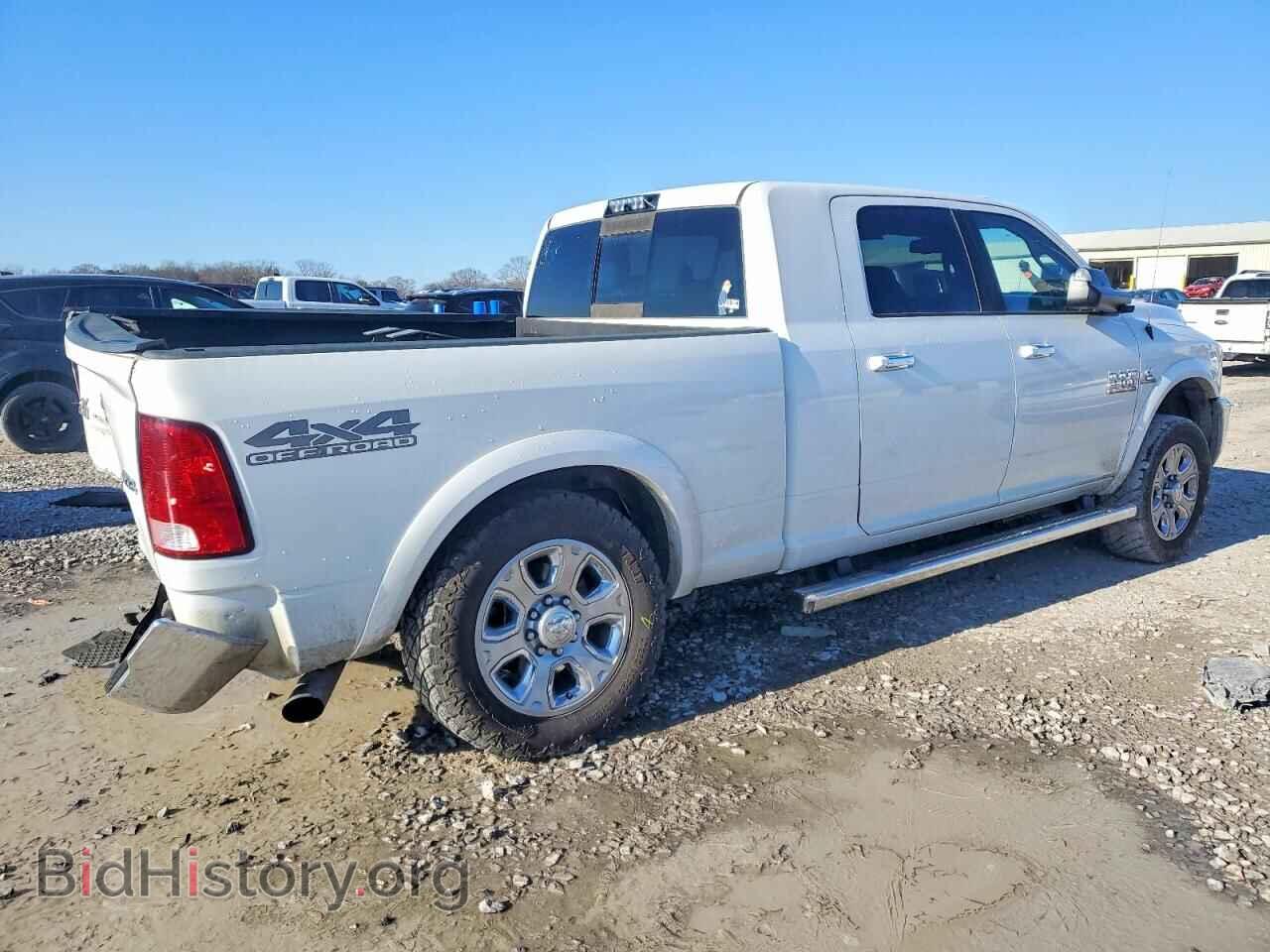 2017 RAM All Models - VIN: 3C6UR5ML9HG569579 - Фото 3