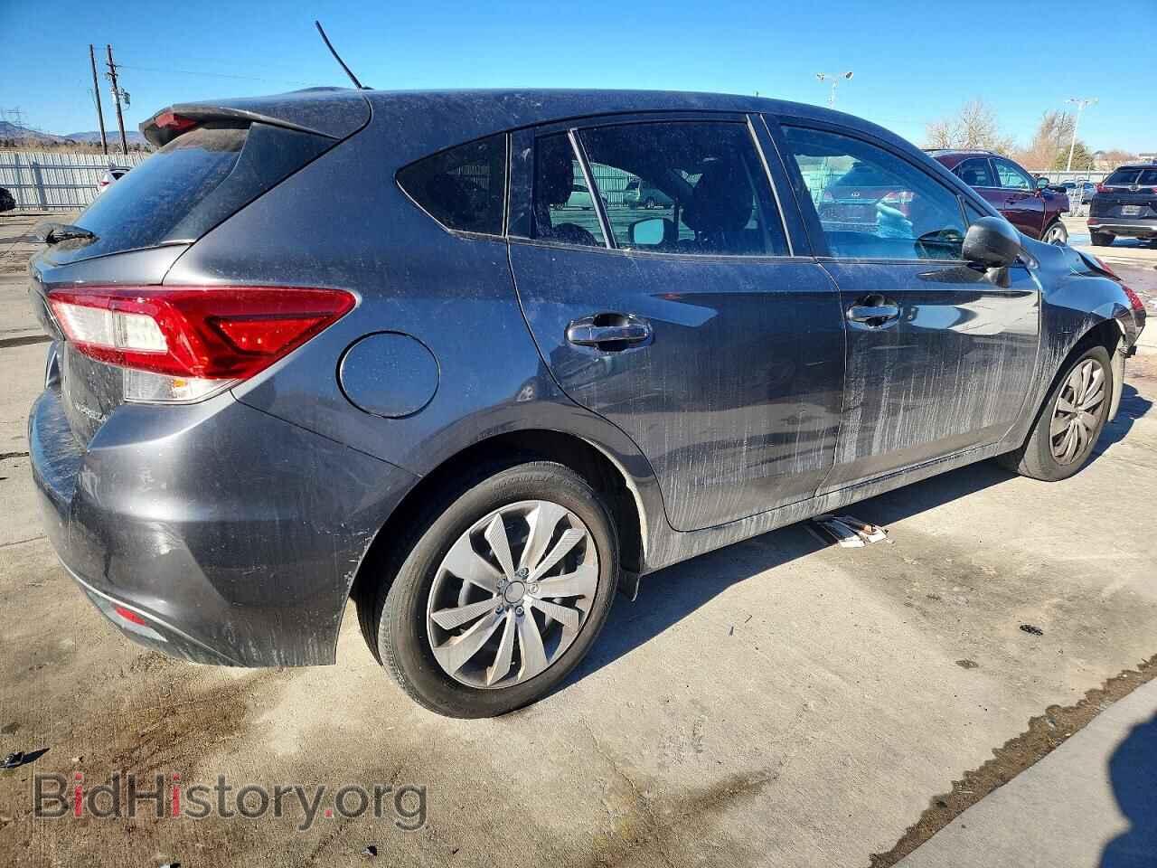 2018 SUBARU IMPREZA - VIN: 4S3GTAA65J3742702 - Фото 3