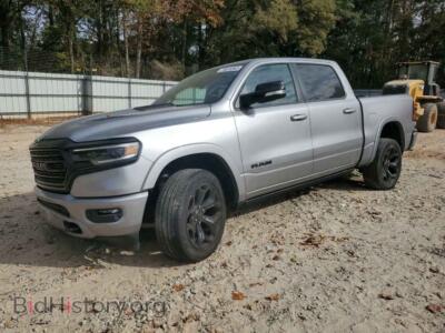 2022 RAM 1500 Limited, серебристый — VIN 1C6SRFHT7NN263619, Copart