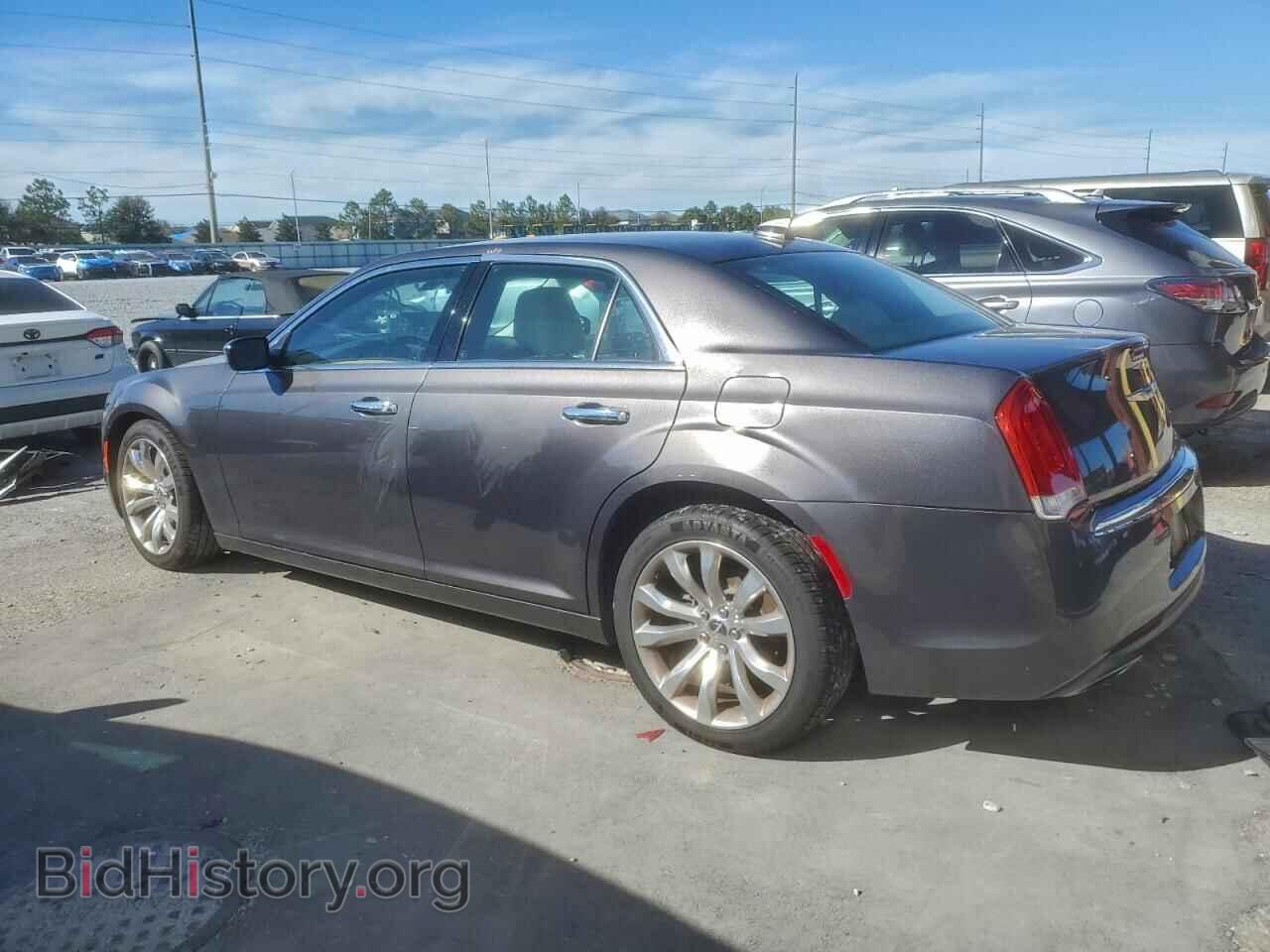 2018 CHRYSLER 300 - VIN: 2C3CCAEG1JH280044 - Фото 2