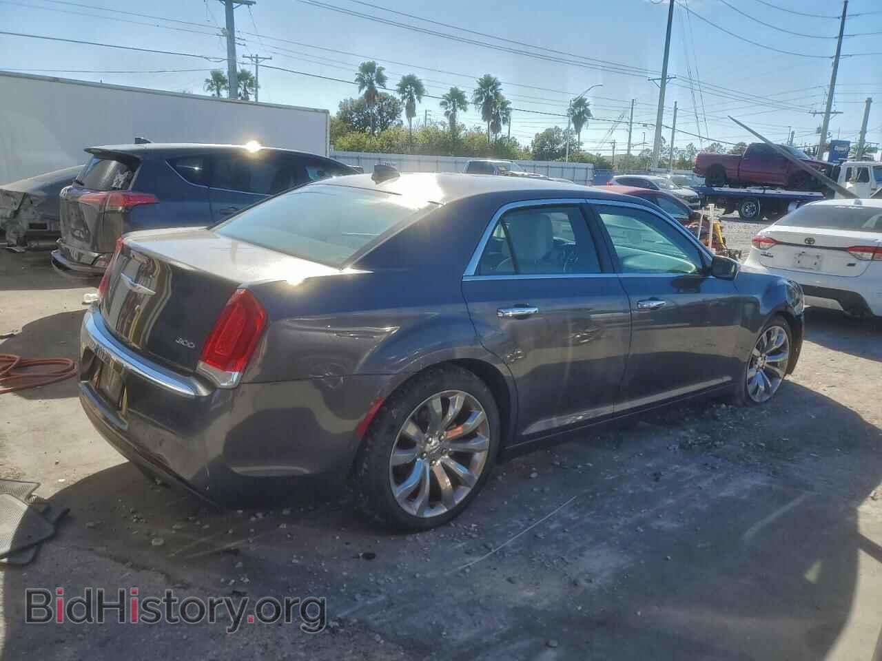 2018 CHRYSLER 300 - VIN: 2C3CCAEG1JH280044 - Фото 3