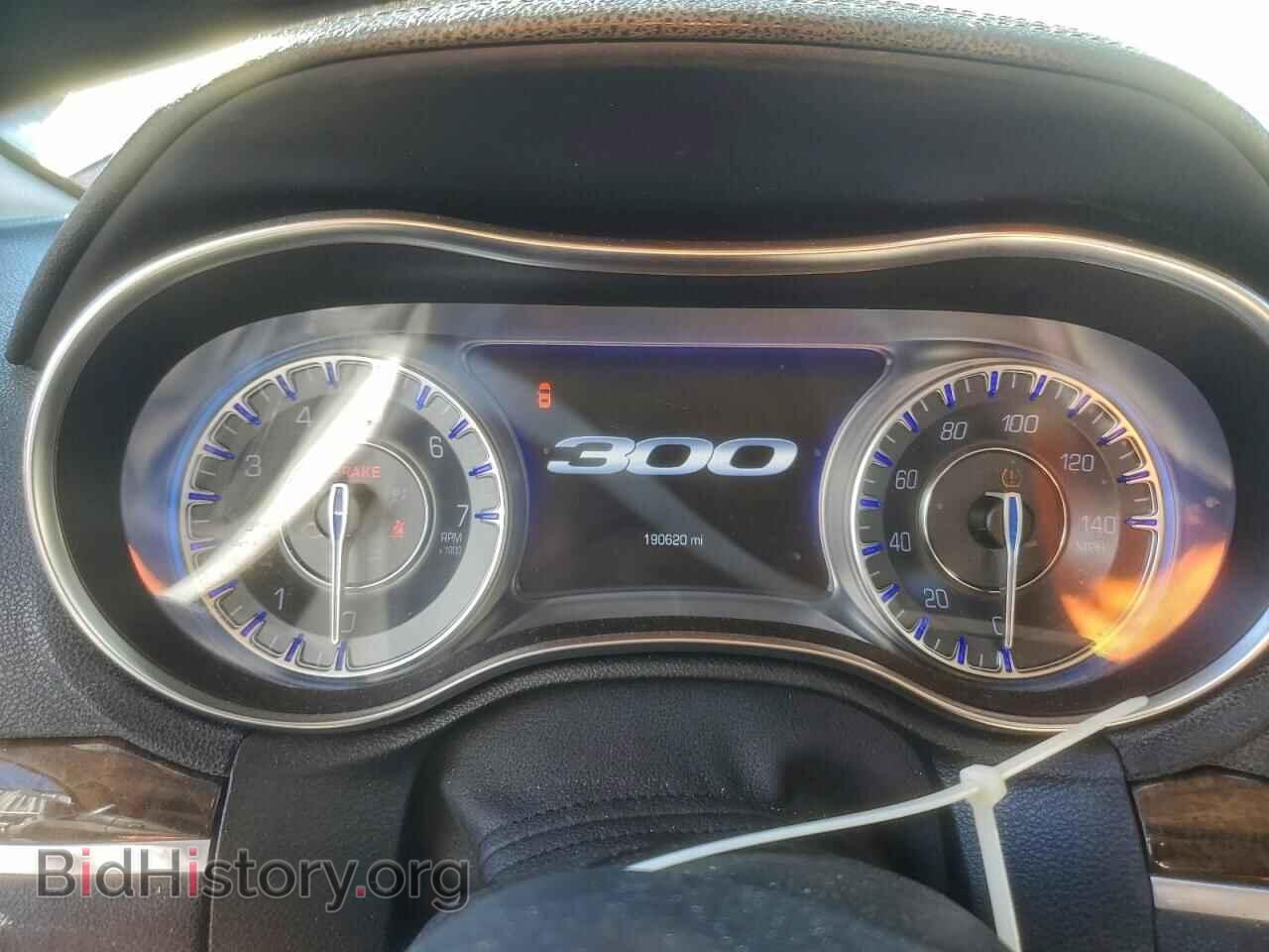 2018 CHRYSLER 300 - VIN: 2C3CCAEG1JH280044 - Фото 9