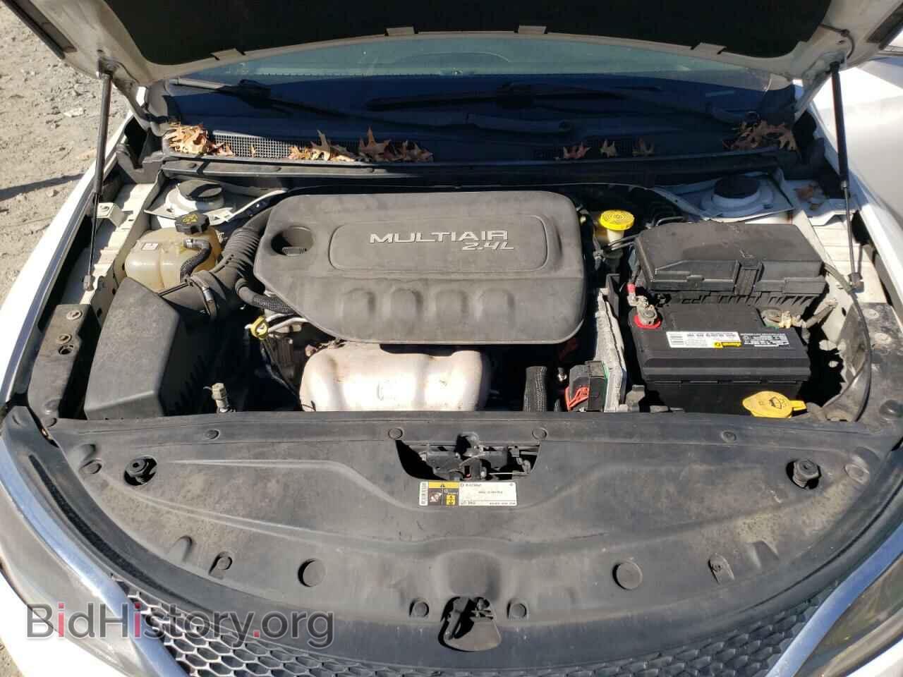 2015 CHRYSLER 200 - VIN: 1C3CCCAB1FN732238 - Фото 11