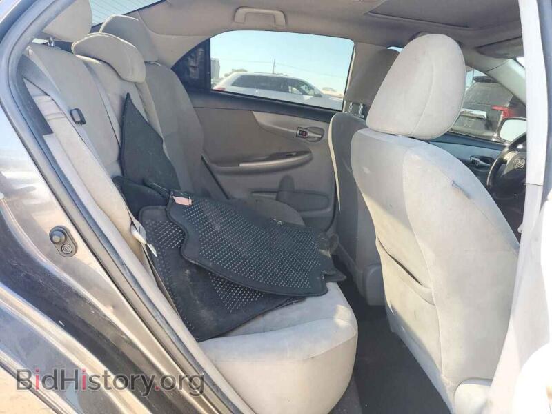 2013 Toyota COROLLA (VIN 2T1BU4EE8DC099882) — фото 10 из 12