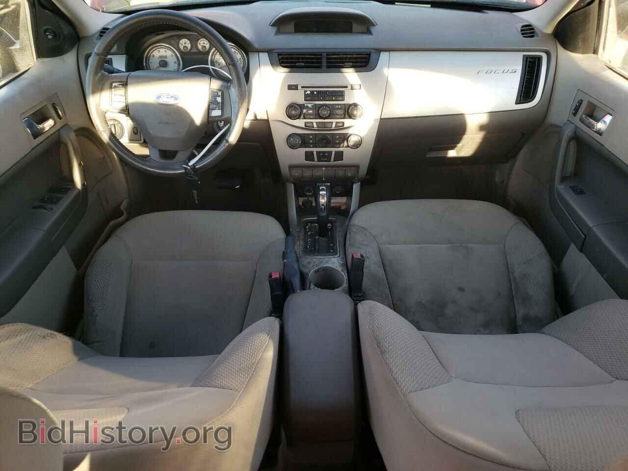 2009 FORD FOCUS - VIN: 1FAHP36N19W210044 - Фото 8