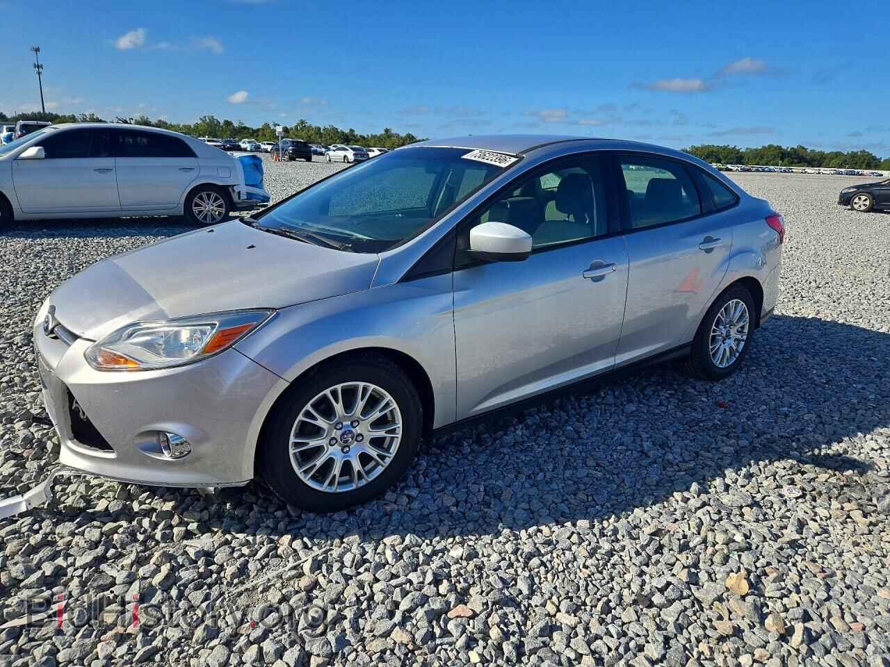 Photo 1FAHP3F25CL121057 - FORD FOCUS 2012