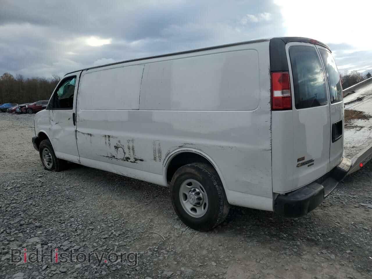 2016 CHEVROLET EXPRESS - VIN: 1GCWGBFFXG1131034 - Фото 2