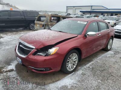2013 Chrysler 200 200 LIMITE, red — VIN 1C3CCBCG2DN578607, Copart