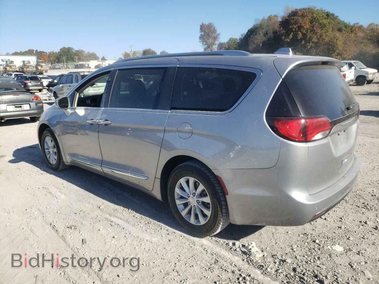 2018 CHRYSLER PACIFICA - VIN: 2C4RC1BG9JR257356 - Фото 2