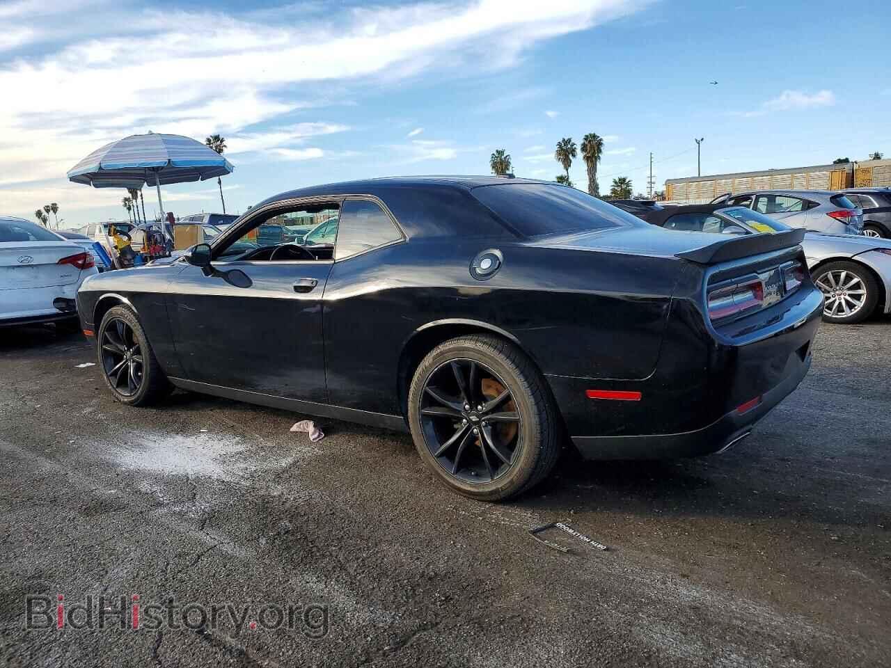 2018 DODGE CHALLENGER - VIN: 2C3CDZAG2JH262976 - Photo 2